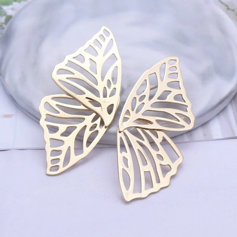 Hot Sale Hollow Big Butterfly Stud Earring for Women Metal Angel Wing Pendant Ear Statement Jewelry Party Christmas Gift