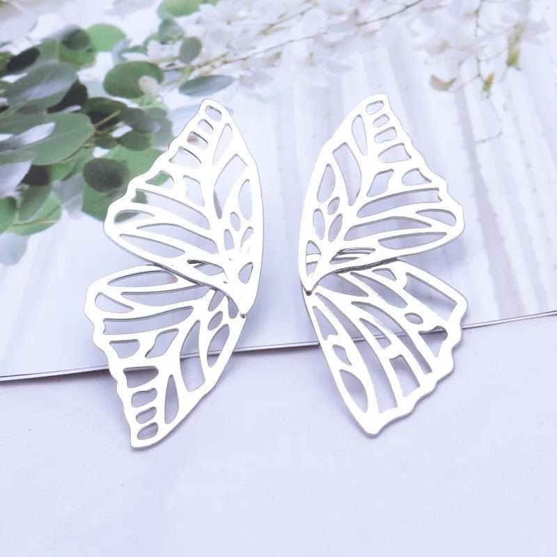 Hot Sale Hollow Big Butterfly Stud Earring for Women Metal Angel Wing Pendant Ear Statement Jewelry Party Christmas Gift