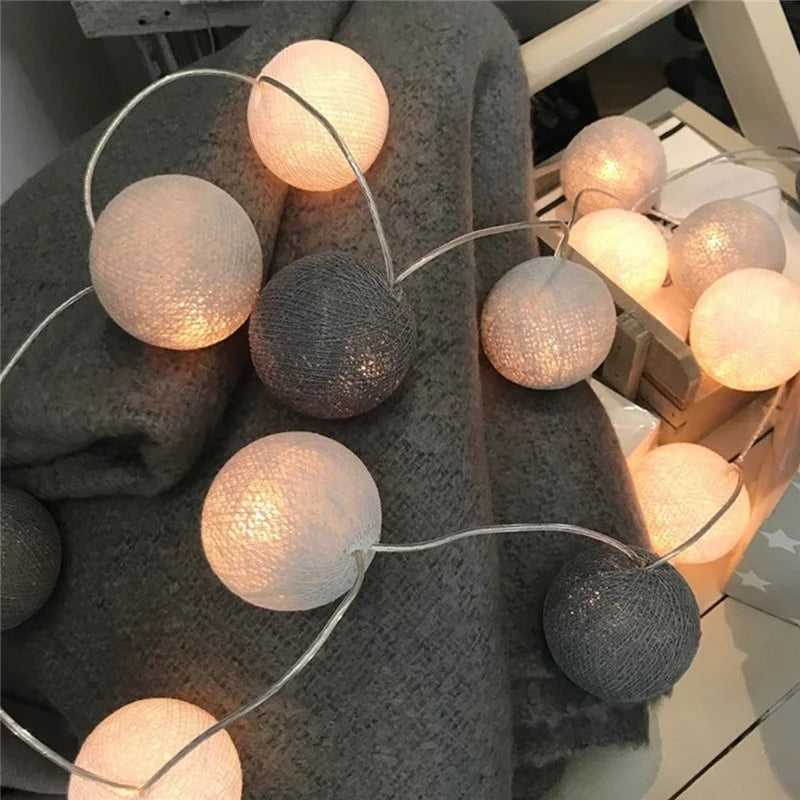 20 LED Cotton Ball Garland String Lights Christmas Fairy Lighting Strings for Outdoor Holiday Wedding Xmas Party Home Decoration