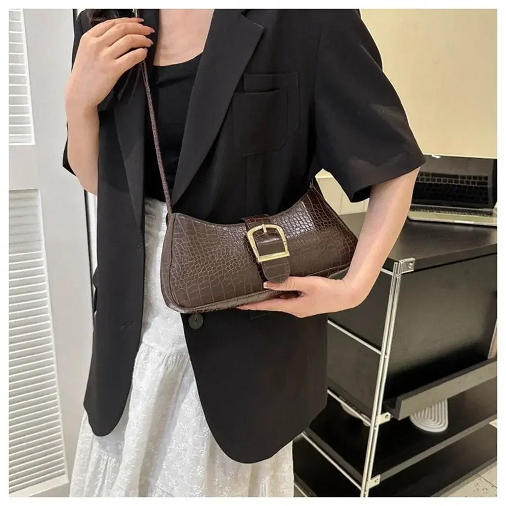 2024 New Fashion Solid Color French Small Hand Baguette Bag French Texture Popular Bag White Underarm Bag Female