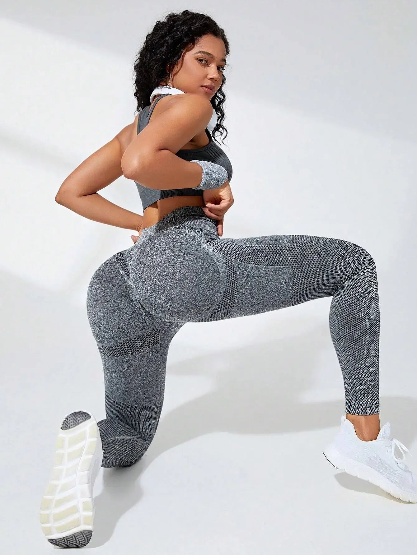 Women Seamless Leggings High Waist Fitness Leggings High Elastic Knitting Fashion Sports Pants Gym Running Yoga Butt Lift Tights