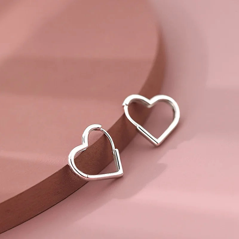 Fashion Simple Design Silver Color Hollow Heart Hoop Earrings for Women Cute Stainless Steel Gold Plating Ear Rings Jewelry Gift