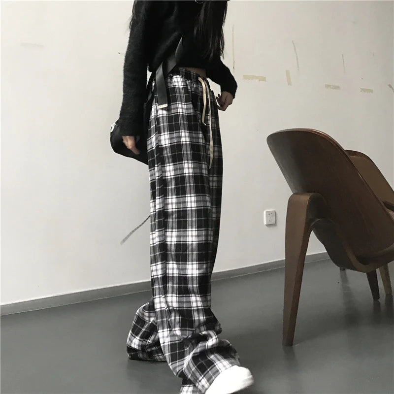 Oversize Women Sweatpants Fashion Black Plaid Casual Pants Baggy Elastic Waist Pockets Student Unisex Hip Hop Loose Trousers