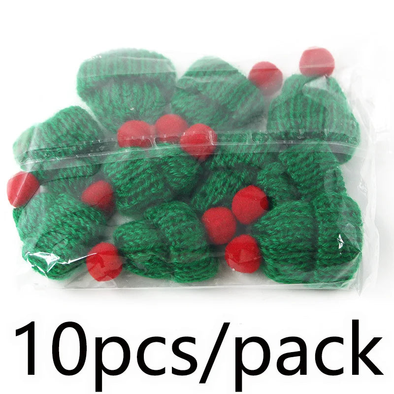 (10 Pieces/pack) 4x6cm Mini Christmas Knitted Hat Plush Yarn Finger Hat Christmas Decoration Holiday Handmade DIY Pendant