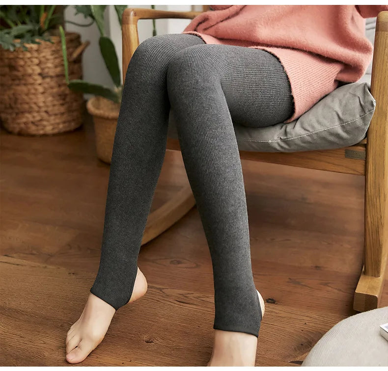 Women Winter Warm Leggings Thick Trousers Warm Fleece Plus Size Long Thicken Pants Fashion Casual Soild Color Leggings