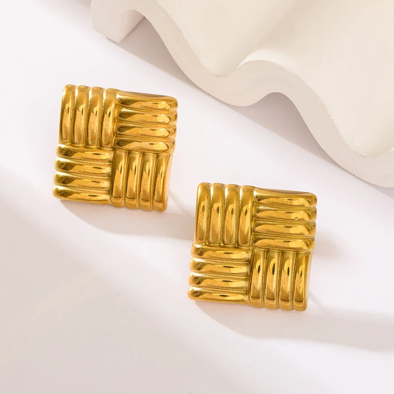 EILIECK 316L Stainless Steel Waterproof Gold Color Stud Earrings For Women Girl Fashion New Gift Ear Buckle Jewelry Bijoux