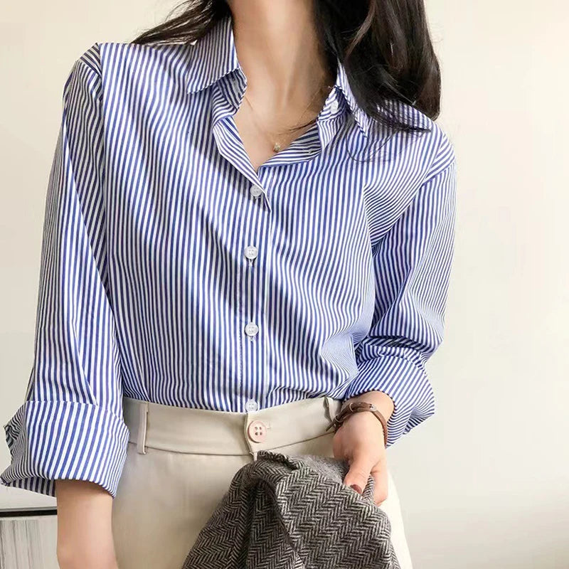 2024 New Women's Casual Shirt Comfortable Simple Striped Blue And White Classic Retro Spring And Autumn Long Sleeve Top