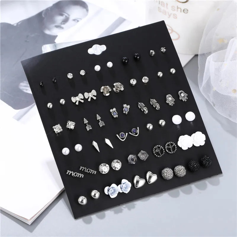 New Design 30Pairs/lot Mixed Crystal Small Stud Earrings Sets For Women Girl Heart Flowers Moon Ear Jewelry Accessories