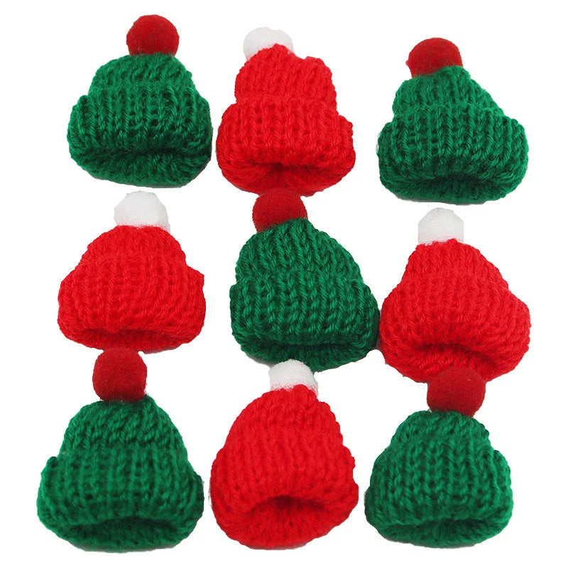 (10 Pieces/pack) 4x6cm Mini Christmas Knitted Hat Plush Yarn Finger Hat Christmas Decoration Holiday Handmade DIY Pendant