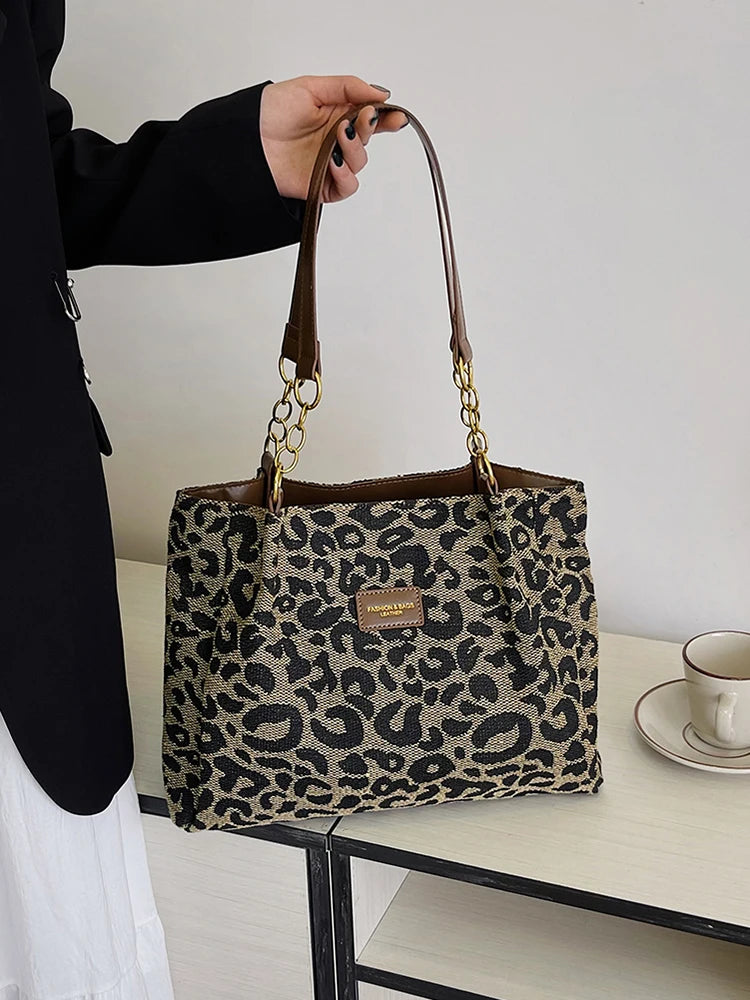 Women Shoulder Bag Leopard Print Canvas Handbag Multi-Pockets Underarm Bag for School Work Shopping