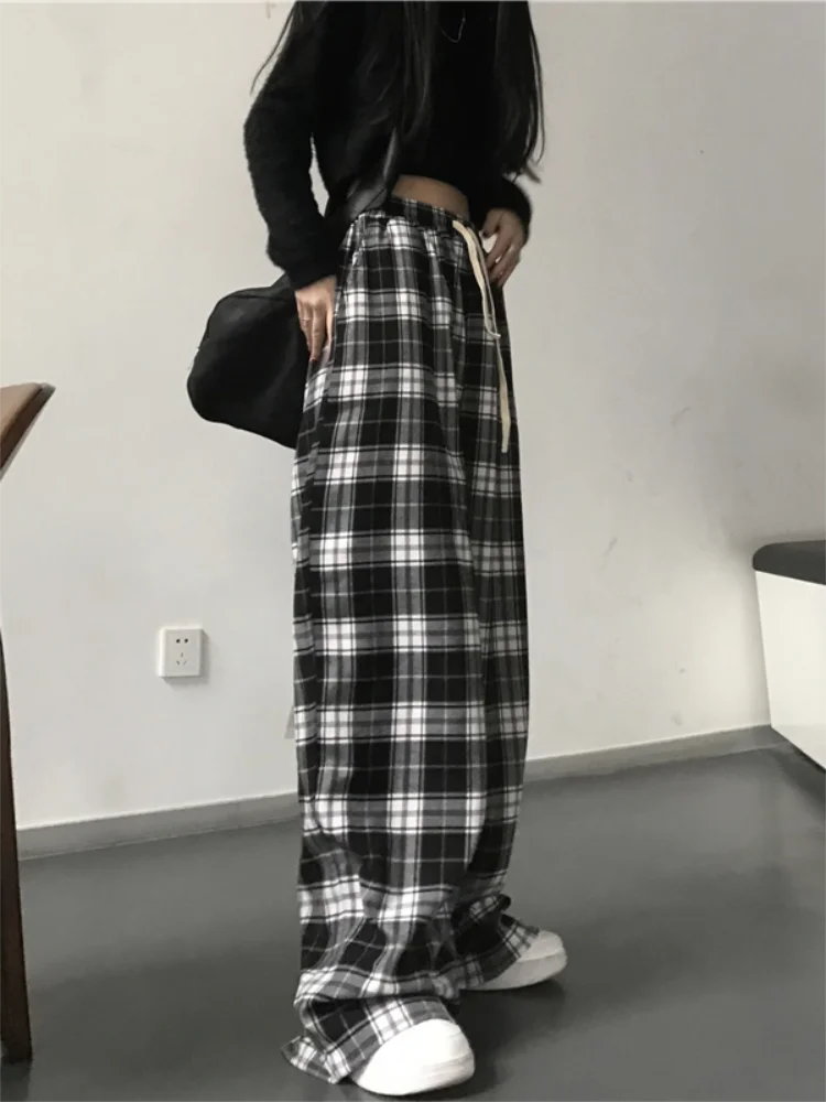 Oversize Women Sweatpants Fashion Black Plaid Casual Pants Baggy Elastic Waist Pockets Student Unisex Hip Hop Loose Trousers