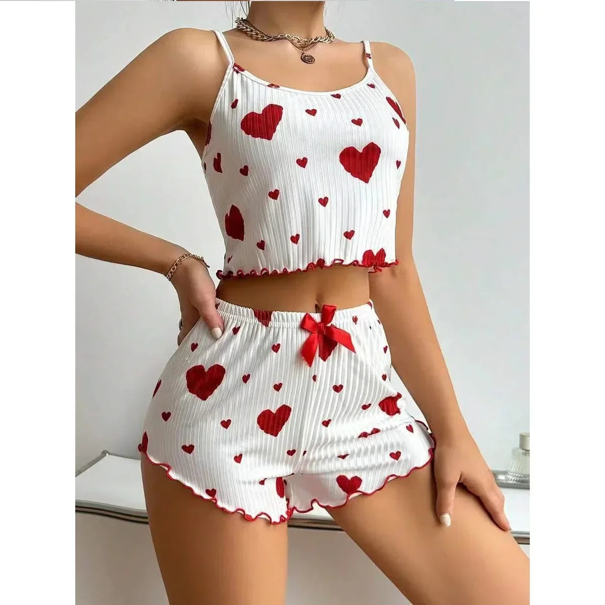 Summer Sleepwear Women Heart Print Relaxed Fit Pajama Set Round Neck Backless Crop Cami Top and Shorts Set Loungewear