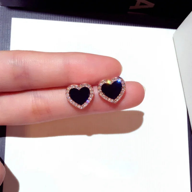 Korean Style Zircon Black Resin Heart Ear Studs for Women Elegant Luxury Geometric Earrings 2024 Fashion Trends Jewelry Gifts