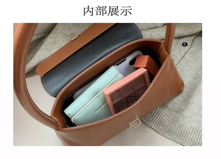 2024 Popular Retro Niche Baguette Shoulder Bag French Bag Western Style Portable New Tide Fashion Handbag Armpit Women's Bag