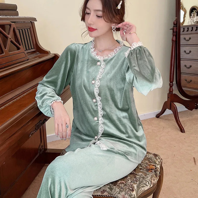 Women's Velvet Sleepwear Comfortable Lace Top Long Trousers Pajamas Set Home Clothes Ladies Nightwear Outer Clothes Pijama Mujer