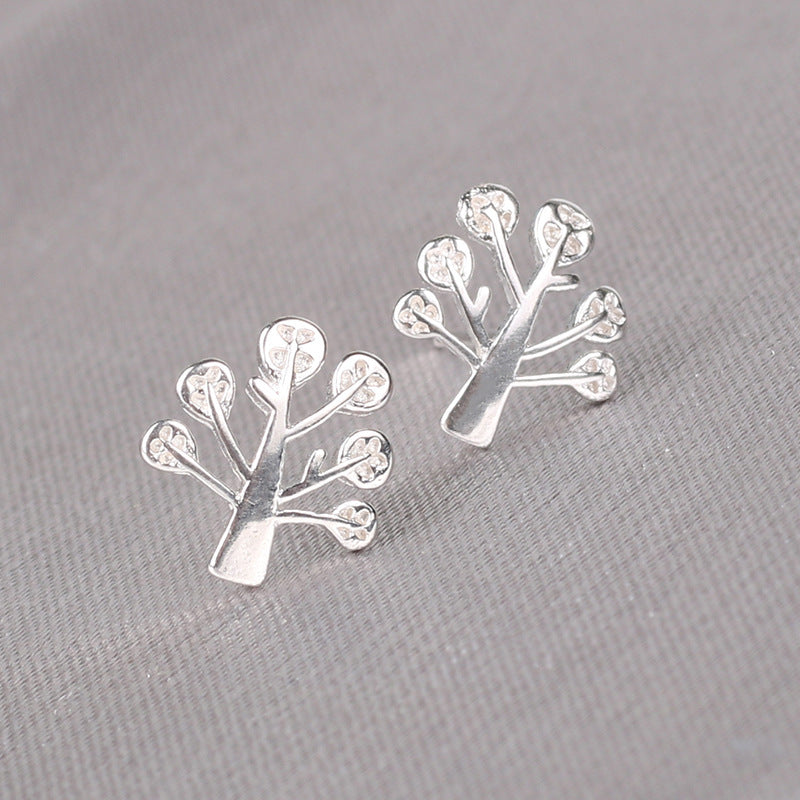 925 Silver Needles Lovely Mini Stud Earrings Women Cute Heart Star Moon Daisy Christmas Xmas Planet Butterfly Ear Studs