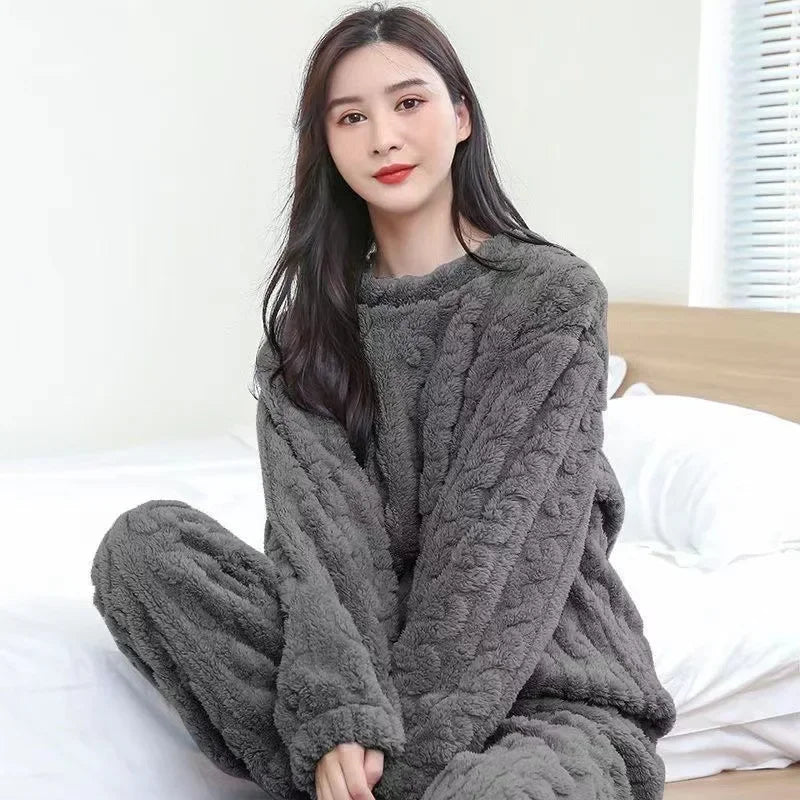 Women Fleece Pajamas Set 2024 Winter Sleepwear Solid Velvet 2 Piece Pant Home Suit Fluffy Casual Pajamas Warm O-neck Night Wear