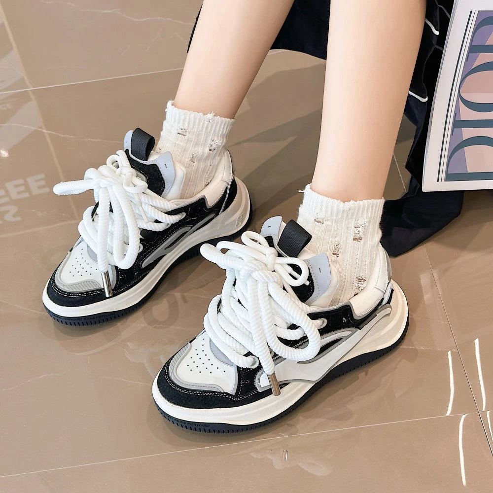 White shoe designer, women's fashion designer, inner layer high shoes, casual sole shoes, women's shoes, women's new shoes