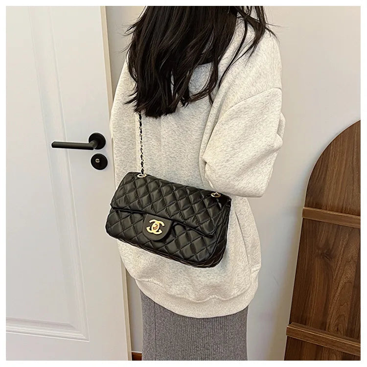 2024 New Simple Fashion Texture Diamond Grid Bag, Shoulder Cross Shoulder Chain Small Square Bag, High end Edition