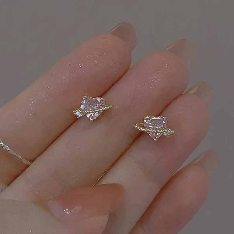 Fashion Jewelry Gift Sweet Hypoallergenic Zircon Stud Earrings For Women Teen Shiny Heart Crystal Ear Piercing