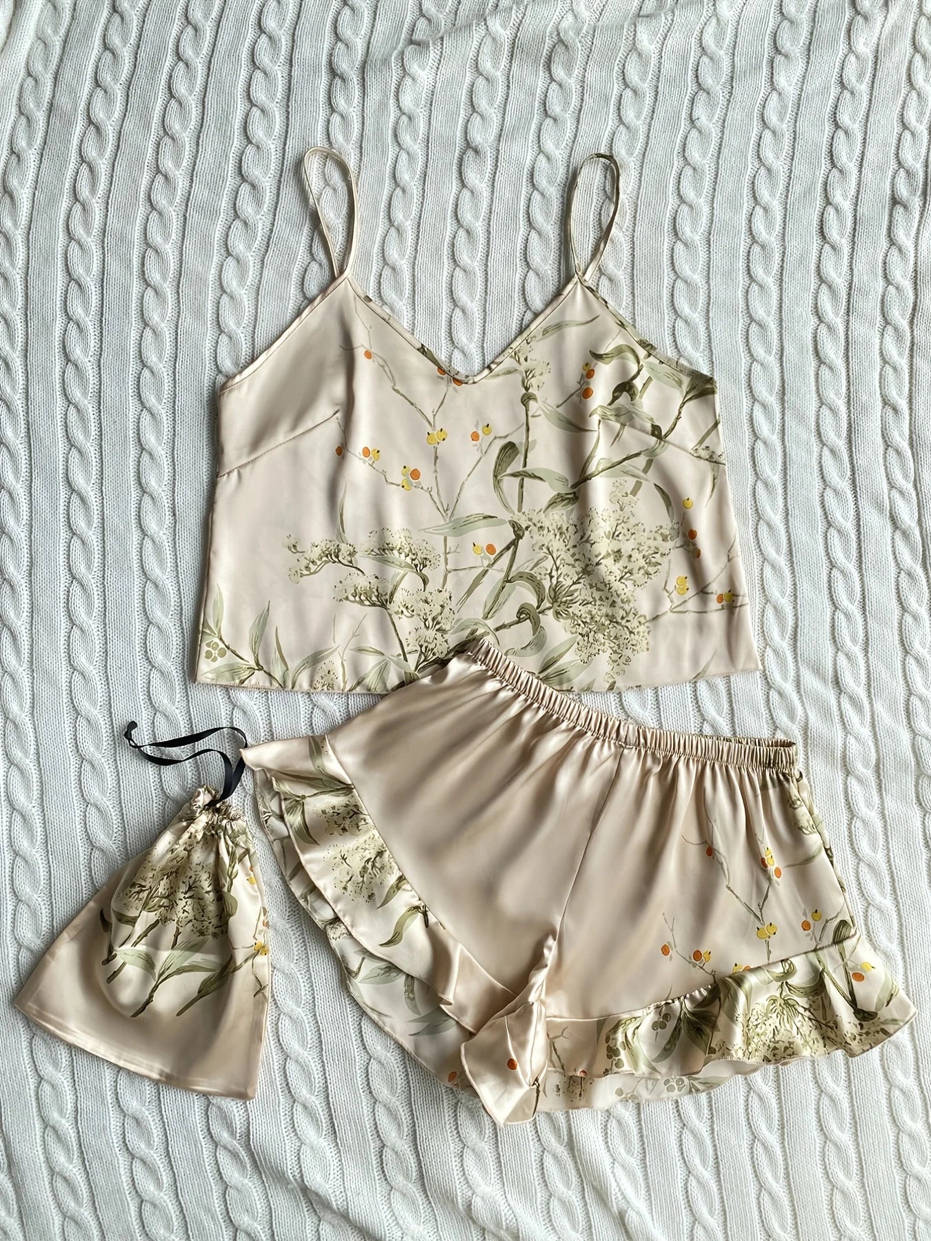 Elegant Floral Print Cami Tops   Ruffle Hem Shorts Pajama Set  Women's Sleepwear   Loungewear