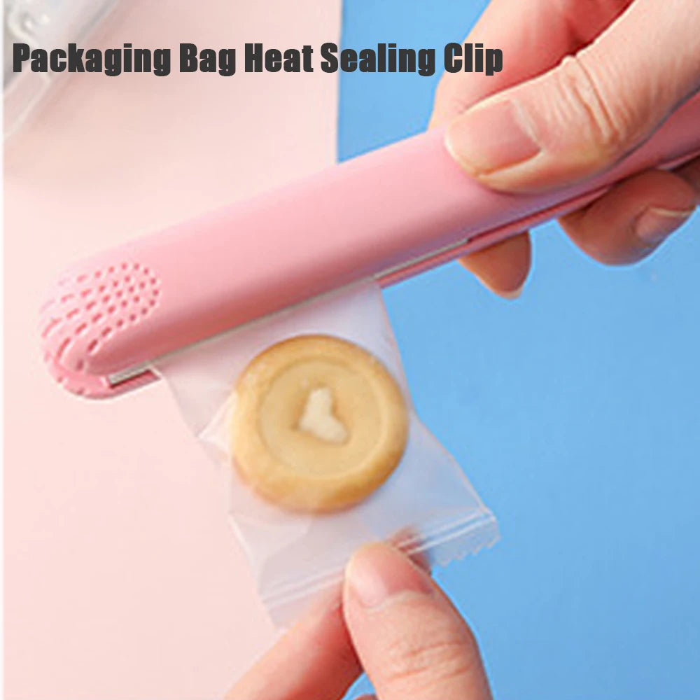 2024 Best Sell Mini Hair Curler Fluffy Splint Flat Iron Curling Corrugated Plate Pro Electric Hair Crimper For All Hair Lengths