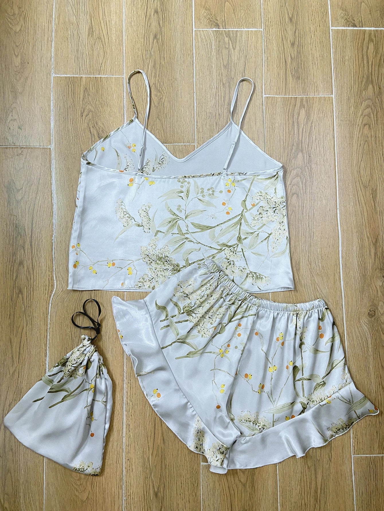 Elegant Floral Print Cami Tops   Ruffle Hem Shorts Pajama Set  Women's Sleepwear   Loungewear