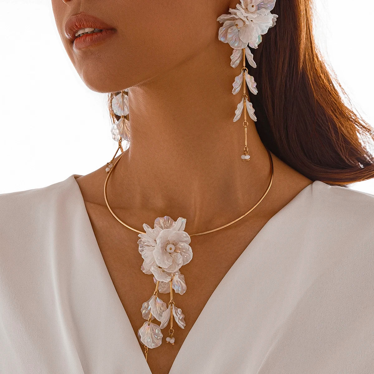 Ingemark Creative Punk Torques Chain Necklace Women Wed Bridal Elegant White Flower Hanging Drop Earrings Wed Bridal Jewelry Set