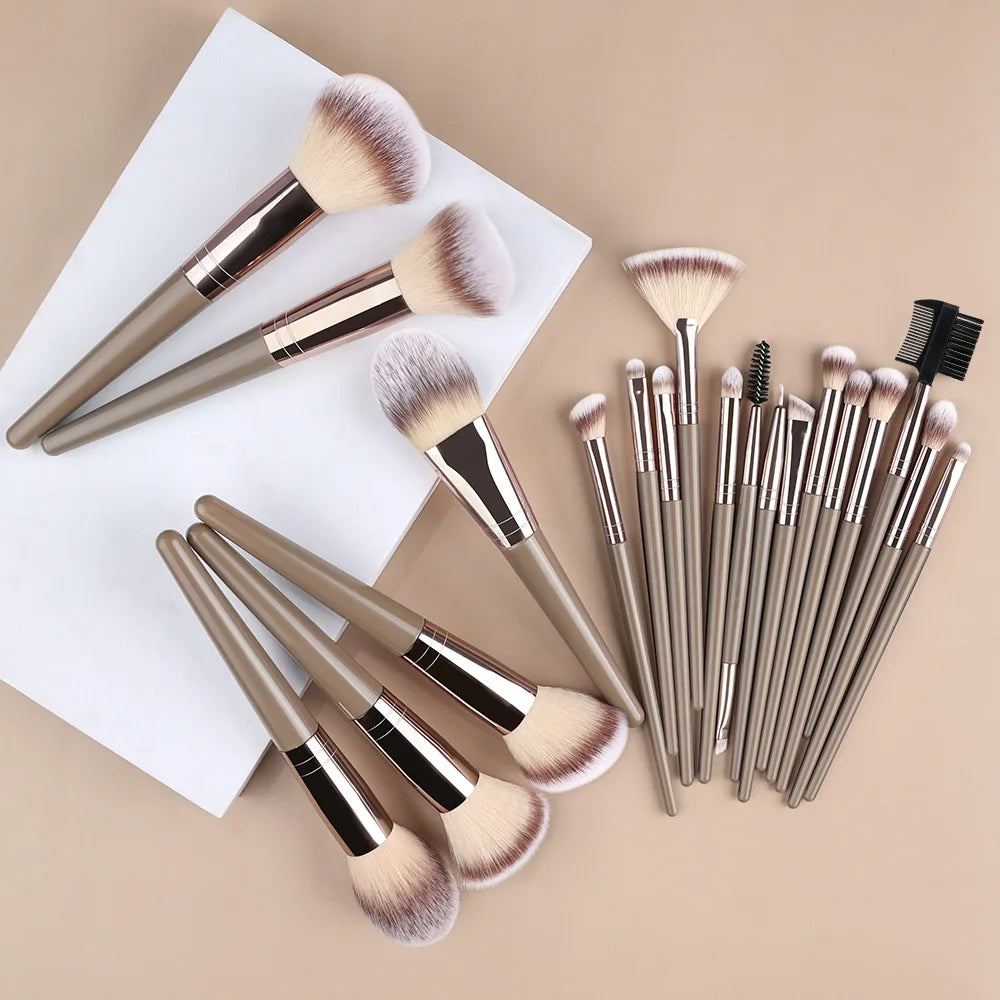 3-20Pcs Makeup Brushes Set Foundation Eyeshadow Blush Highlighter Soft Fluffy Concealer Kabuki Blending Brush Female Beauty Tool