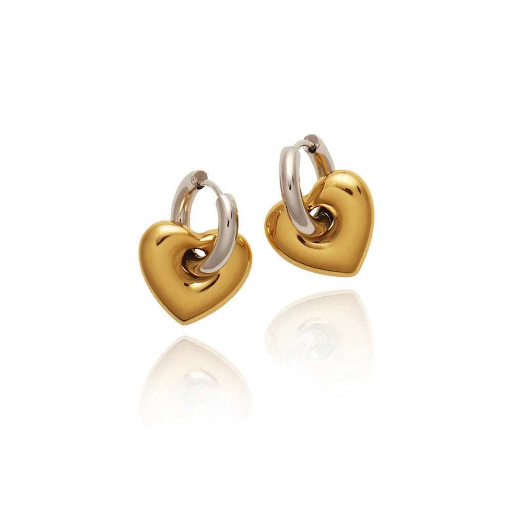 Stainless steel material, plump peach heart heart heart earrings, ear clasps are niche and not easy to fade