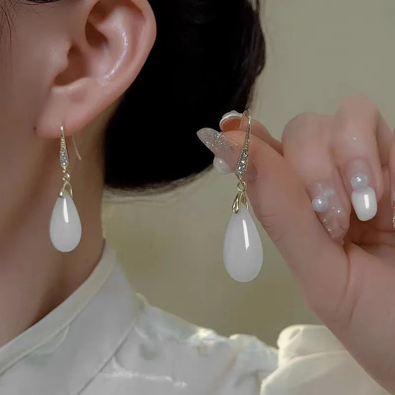 Fashion Simple White Jade Drop Earrings Temperament Long Simple Style Chinese Style Ear Jewelry Wholesale