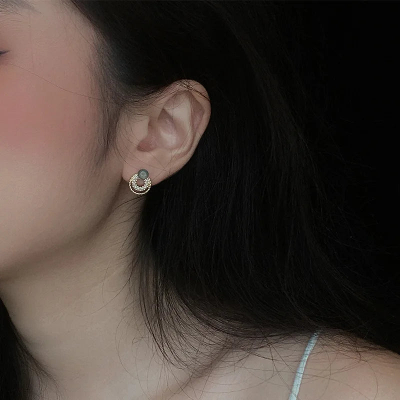 2024 New Small Round Earrings for Women Korean Fashion Sweet Imitaiton Pearl Circles Tiny Stud Earrings Geometry Ear Jewelry