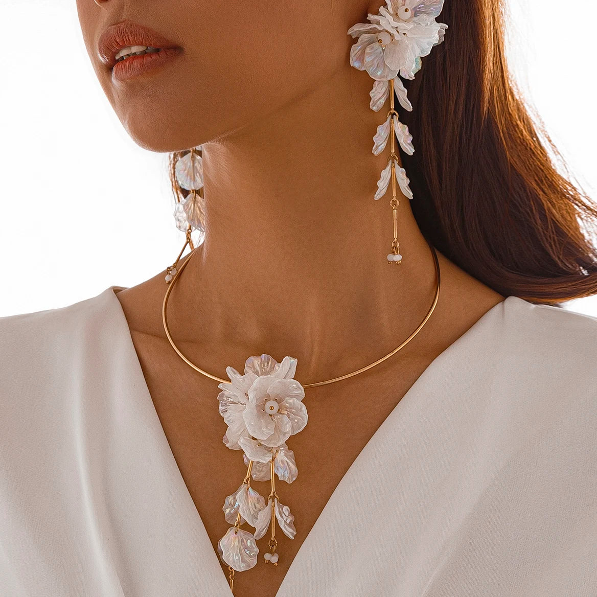 Ingemark Creative Punk Torques Chain Necklace Women Wed Bridal Elegant White Flower Hanging Drop Earrings Wed Bridal Jewelry Set