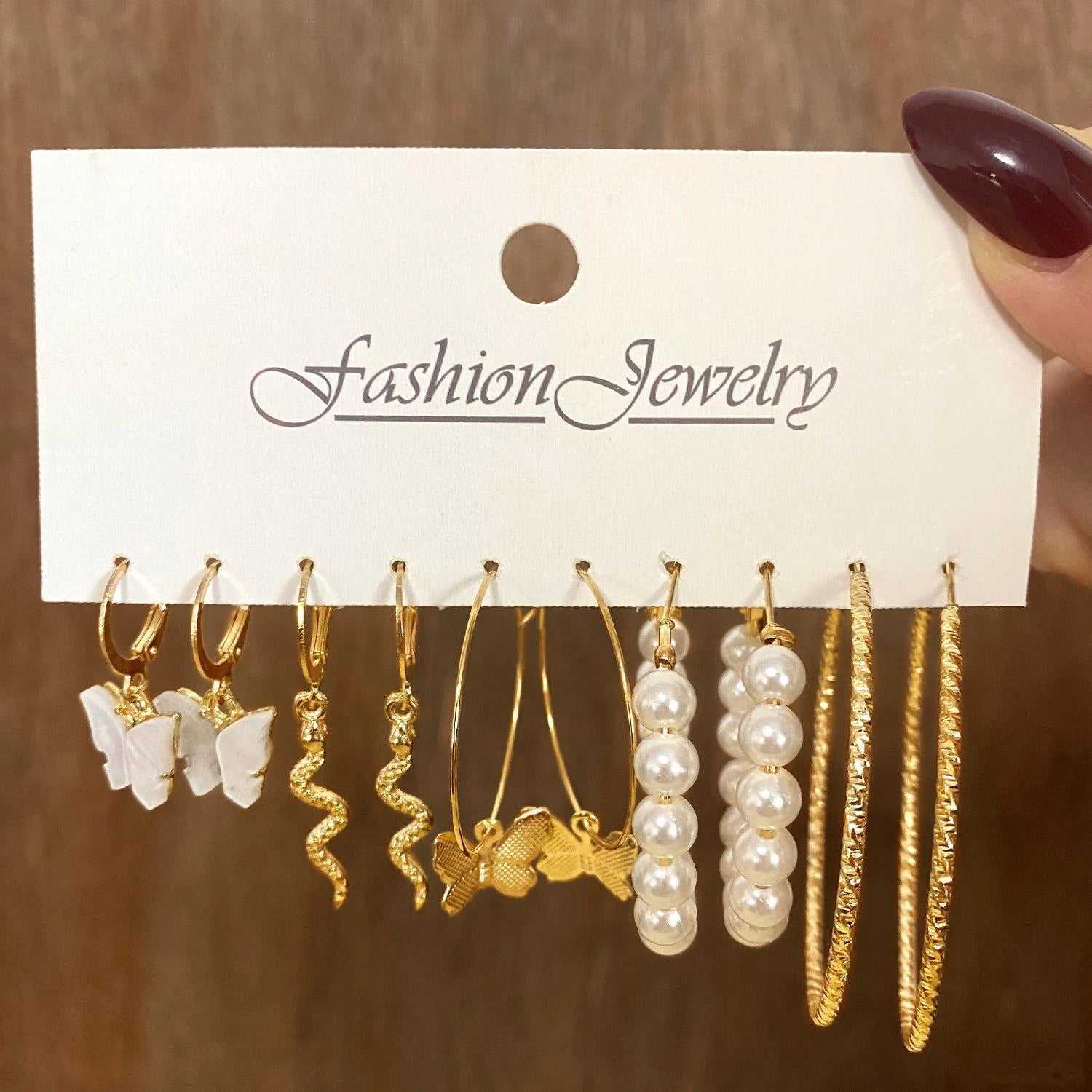 LATS Trendy Gold Color Butterfly Hoop Earrings Set for Women Snake Pearl Resin Hoop Earrings Cute Brincos Party Fashion Jewelry