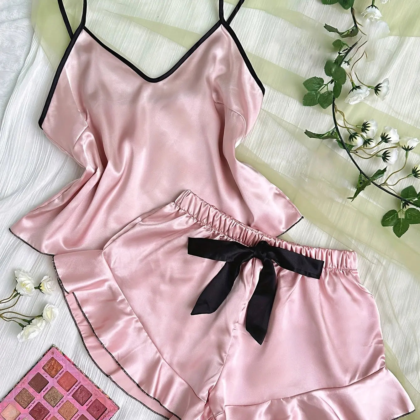 Women's Smooth Satin Pajamas V-Neck T-Shirt Ruffled Edges And Bow Shorts Simple And Breathable Pajama Set Sling Home Clothing