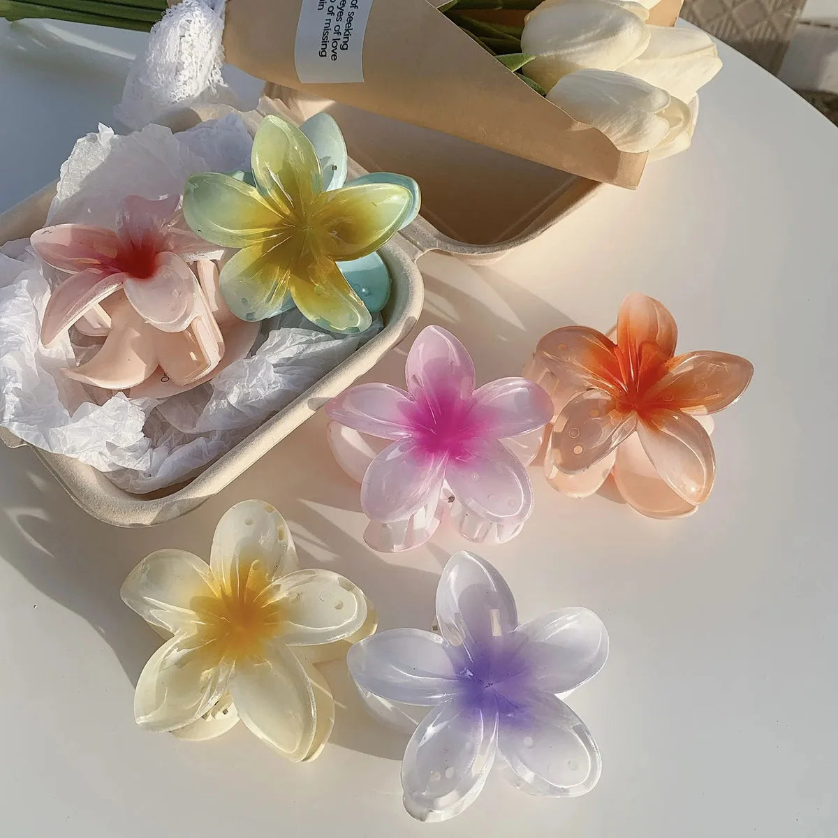 Gradient Colored Flower Hair Claws Clip Women Girls Sweet Hairpins Beach Hawaiian Style Hair Accessories Girls No-slip Hairpin